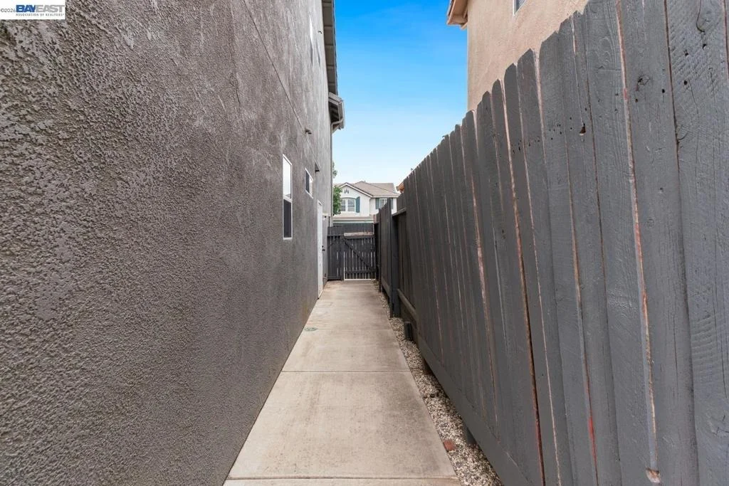 Photo of 632 Skimmer Dr
