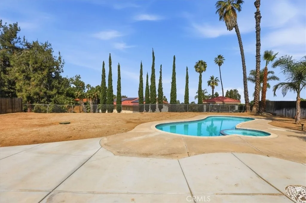 Photo of 15745 Saddleback Road