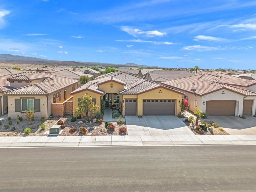 Photo of 43086 Borretti Way