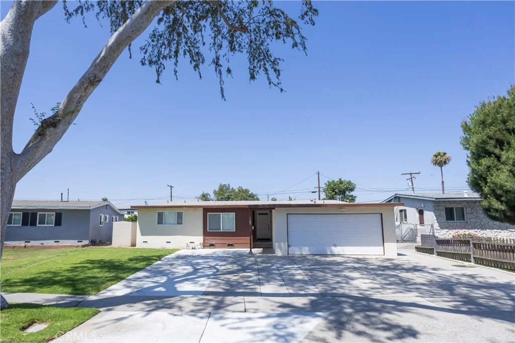 Photo of 1105 W Ash