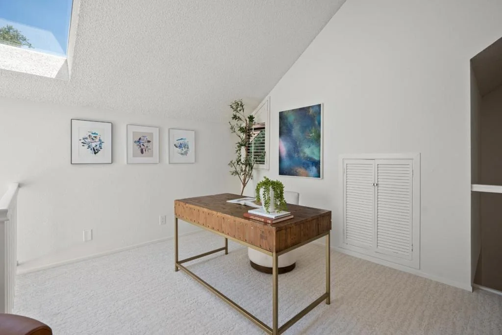 Photo of 10093 Senate Way