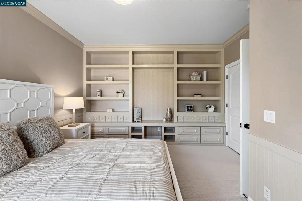 Photo of 3086 Hastings Way