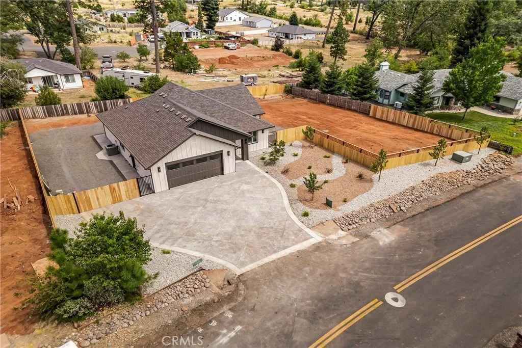Photo of 1586 Gate Lane