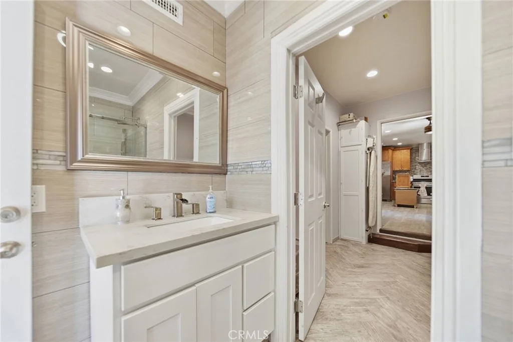 Photo of 13500 Pierce