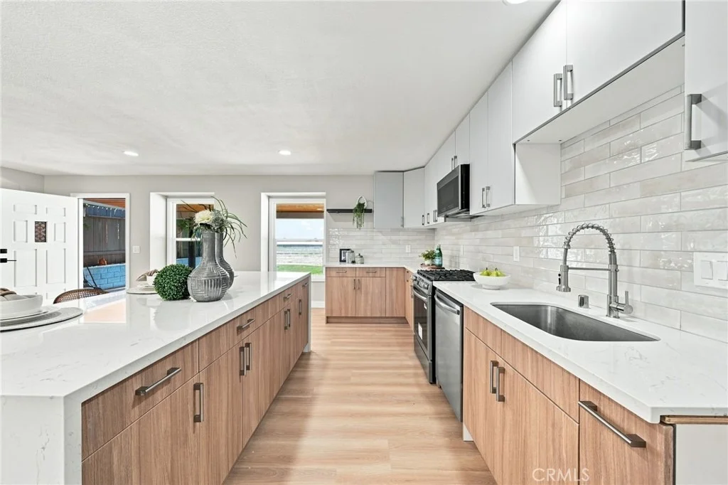 Photo of 633 Dorothy