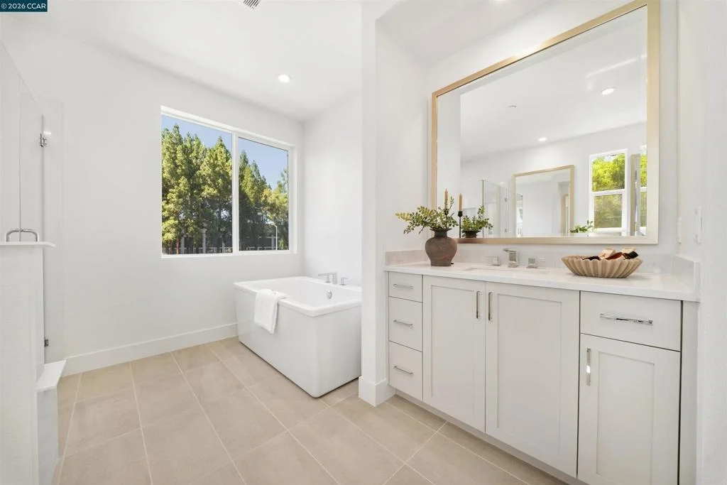 Photo of 207 Bisque Ct