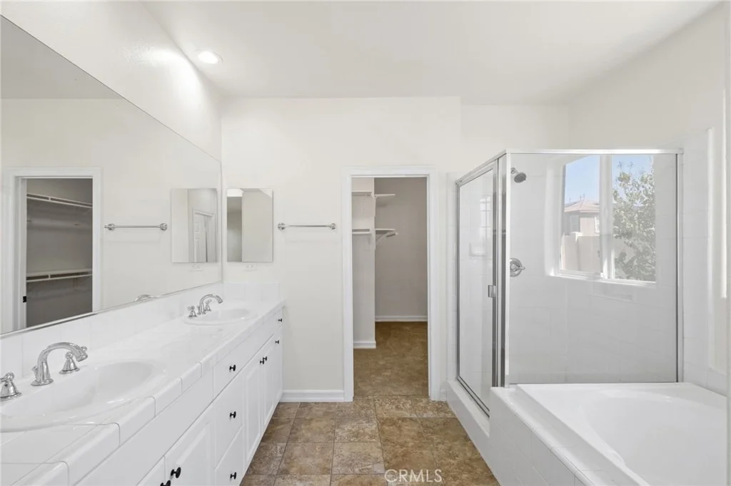 Photo of 356 Tuffa Court