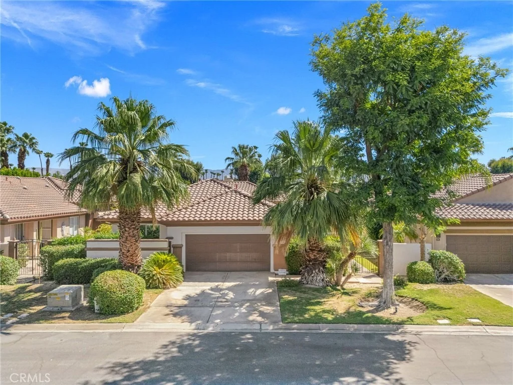 Photo of 12 Wimbledon Circle