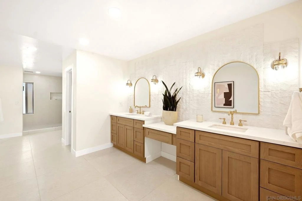 Photo of 2073 Willow Glen