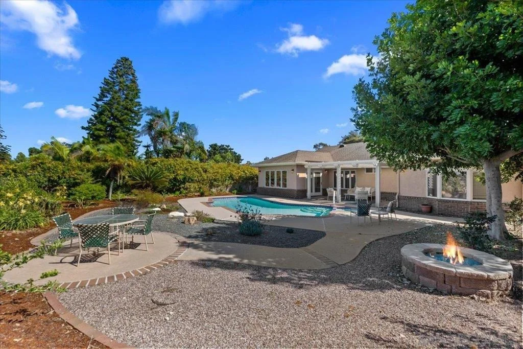 Photo of 730 Doris