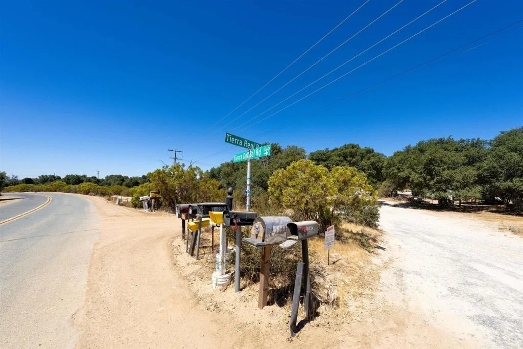 Photo of 37621 Moon Valley Road