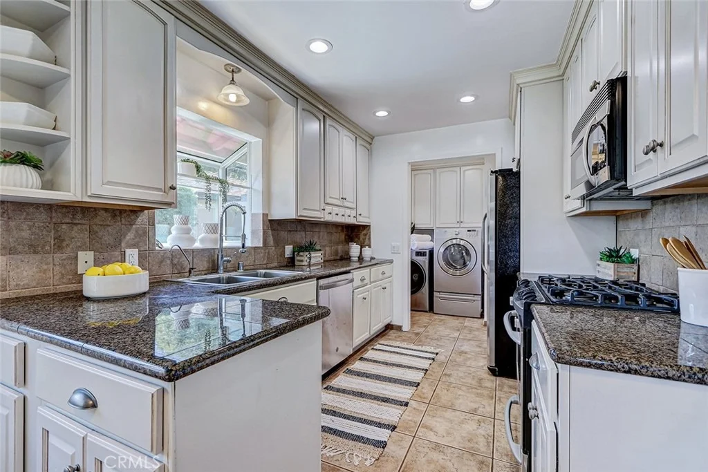 Photo of 12509 Manor