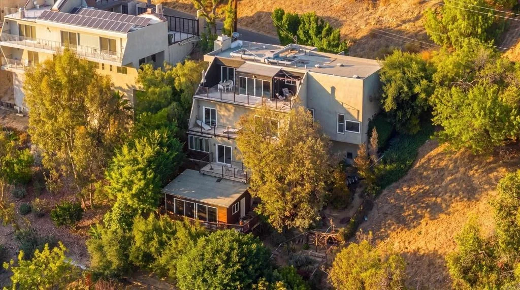 Photo of 3866 Alta Mesa Drive