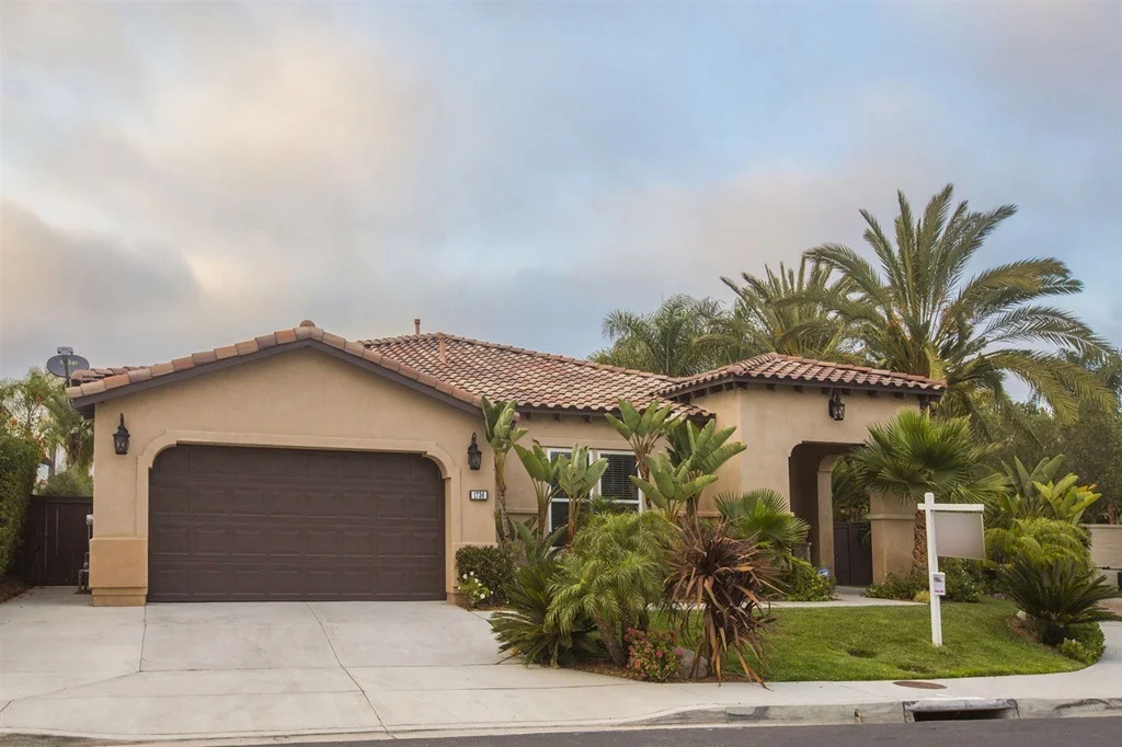Photo of 1736 Azul Vista