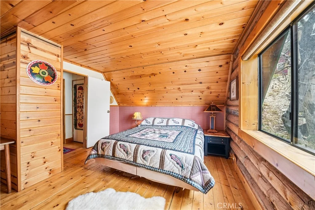 Photo of 33329 Robin Drive