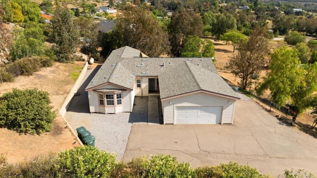 Photo of 18453 Ramona View Dr