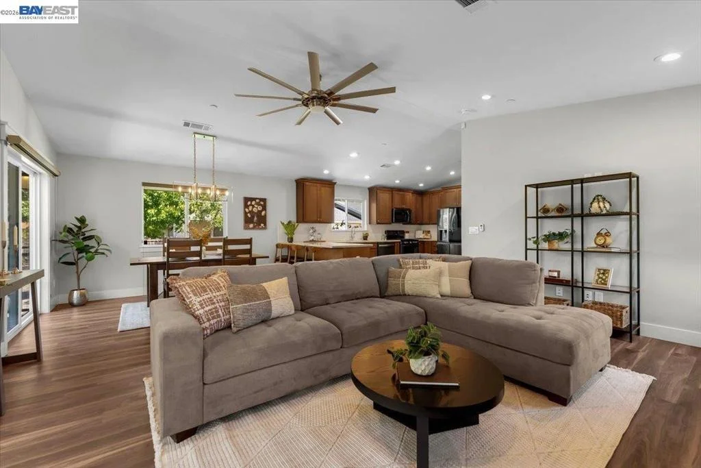 Photo of 2584 Reservoir Ln