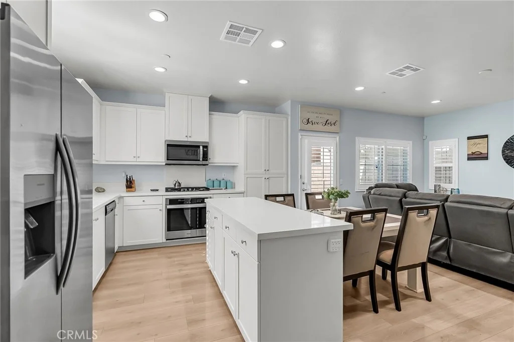 Photo of 16064 Symphony Lane