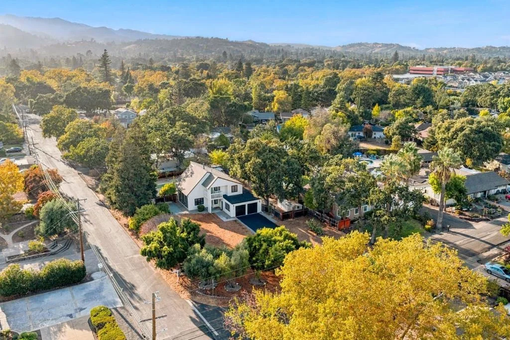 Photo of 195 Pleasant Valley Drive