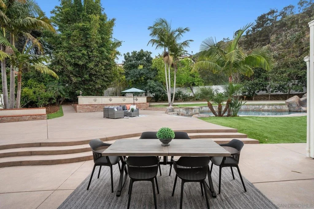 Photo of 2505 Hidden Valley Pl