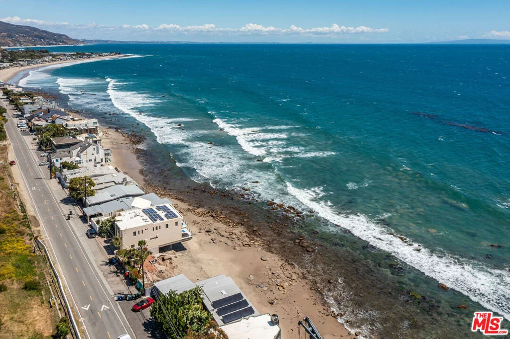 Photo of 24236 Malibu Road