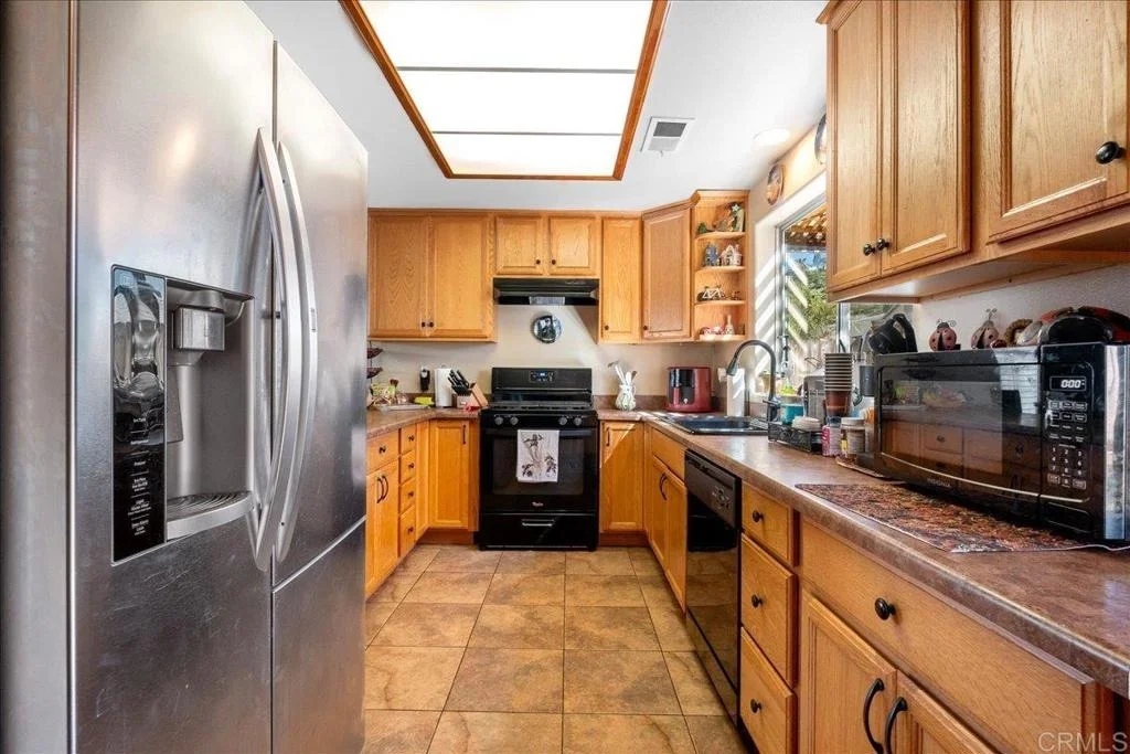 Photo of 1005 ANZA CT