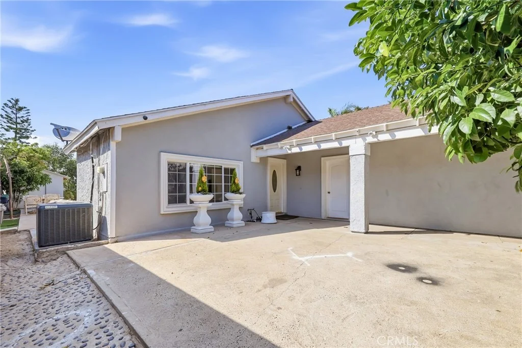Photo of 1585 Camelot