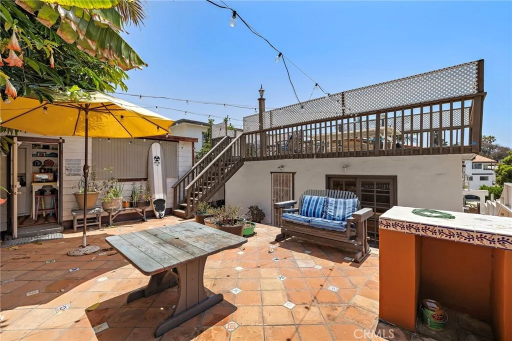 Photo of 102 Corona