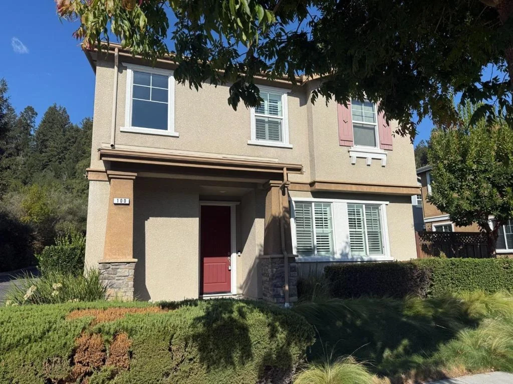 Photo of 100 Castle Ridge Way