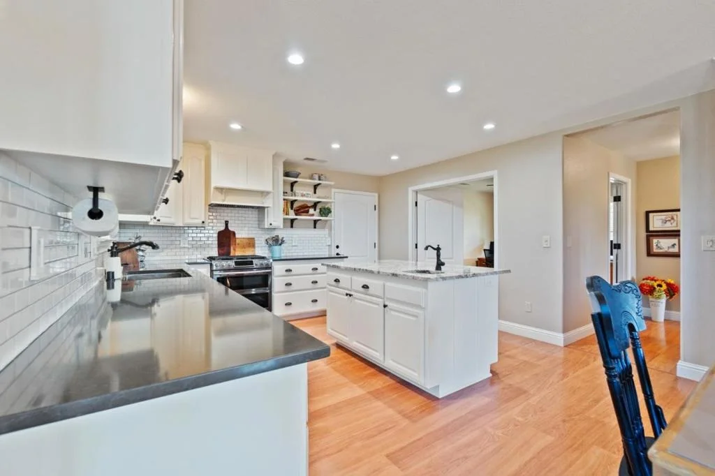 Photo of 17962 Coyote Lane