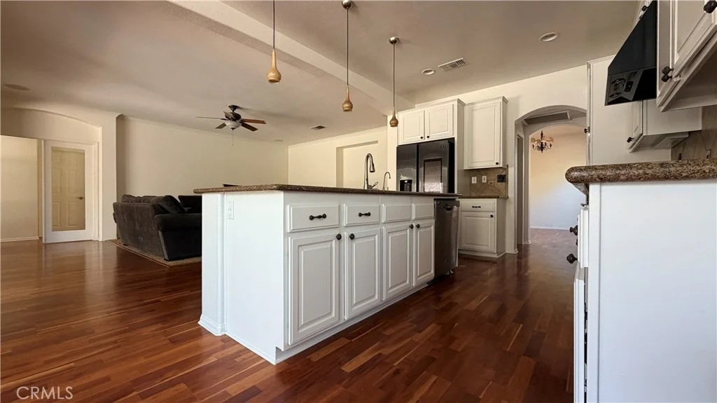Photo of 335 Plaza Toluca
