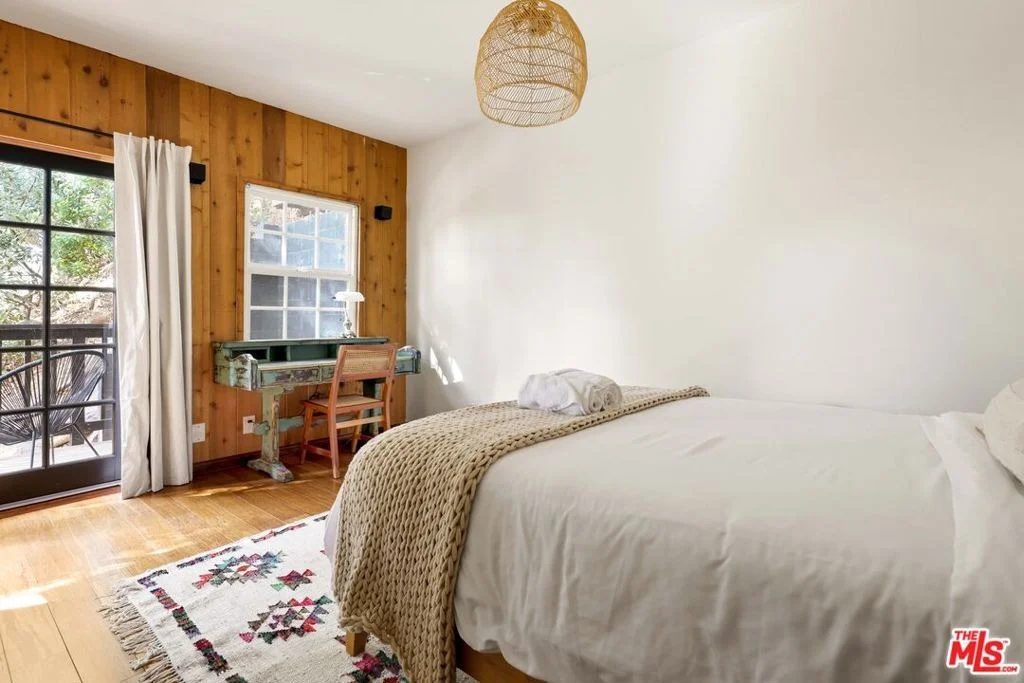 Photo of 178 Muerdago Road