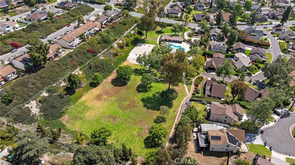 Photo of 2928 Highlands