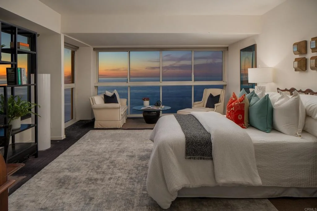 Photo of Unit 5E at 939 Coast Boulevard