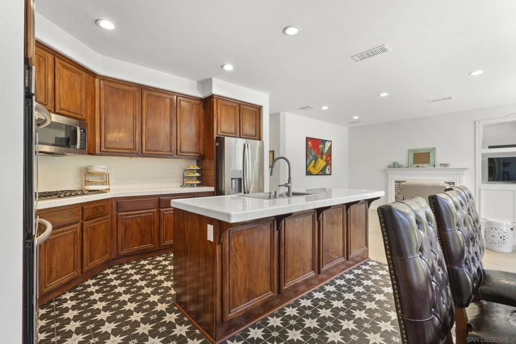 Photo of 973 Whimbrel Ct