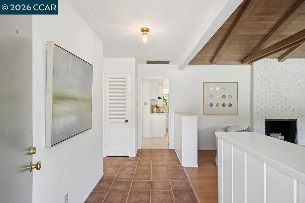 Photo of 3435 Black Hawk Rd