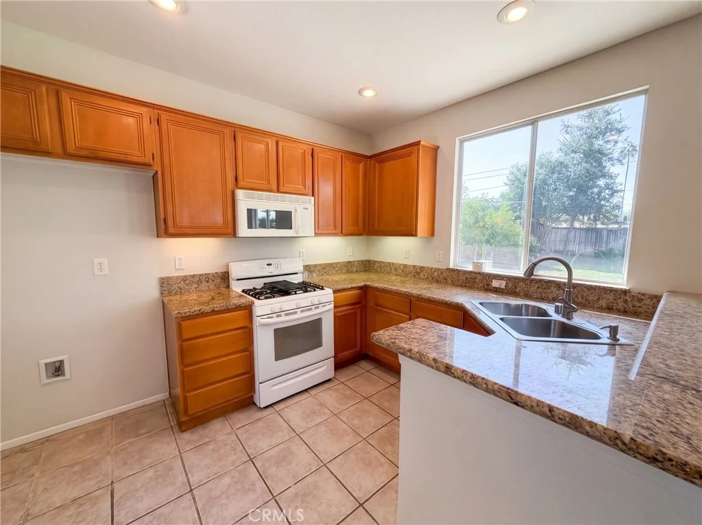 Photo of 33825 Glenoaks
