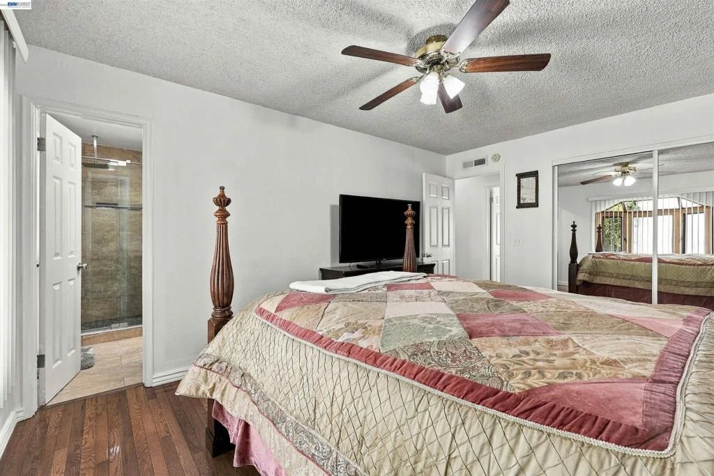 Photo of 8657 Davona Dr