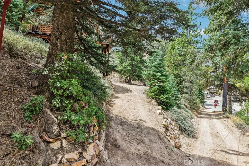 Photo of 33329 Robin Drive