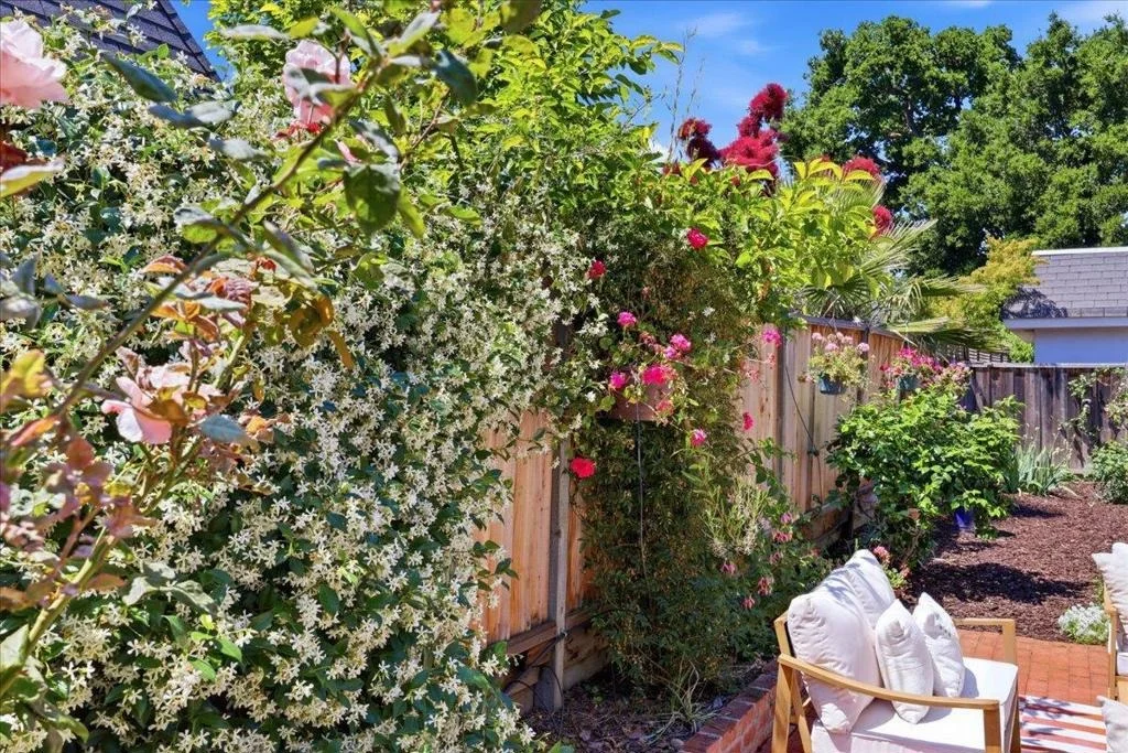 Photo of 1689 Luika Place