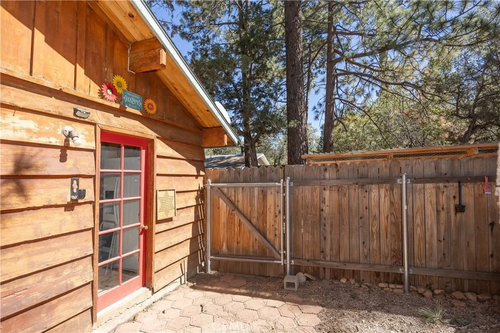 Photo of 337 Holmes Lane