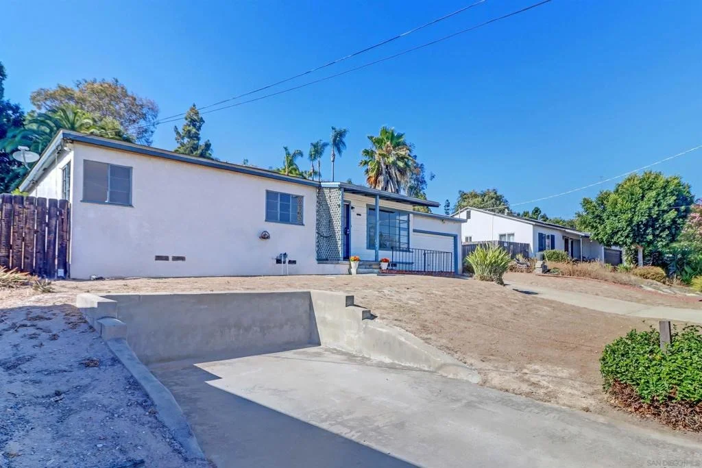 Photo of 2552 Littleton Road