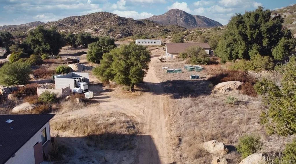 Photo of 24352 Featherstone Canyon Rd