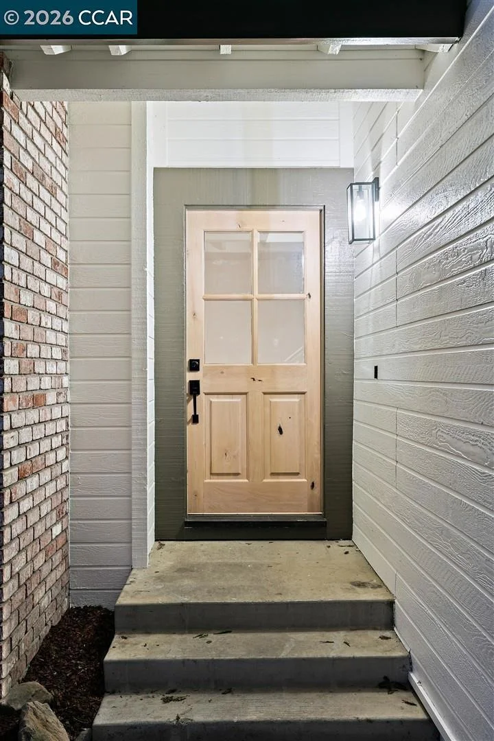 Photo of 1180 Amanda Cir