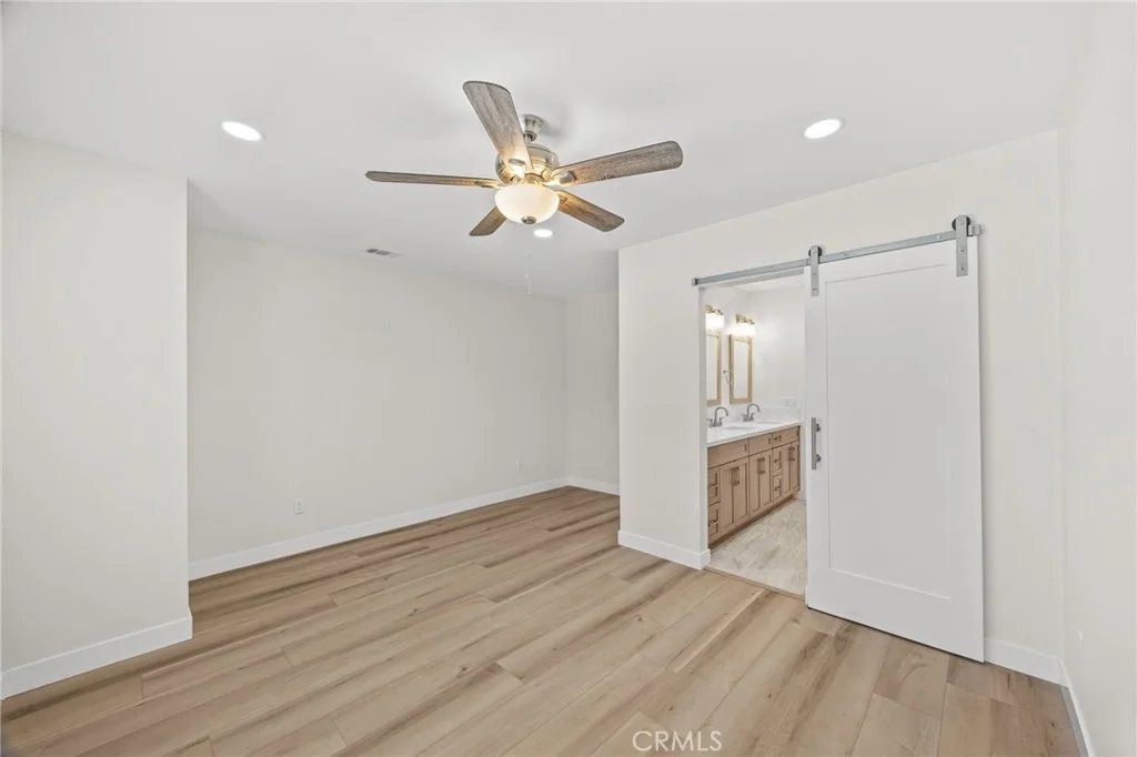 Photo of 4623 Center Avenue