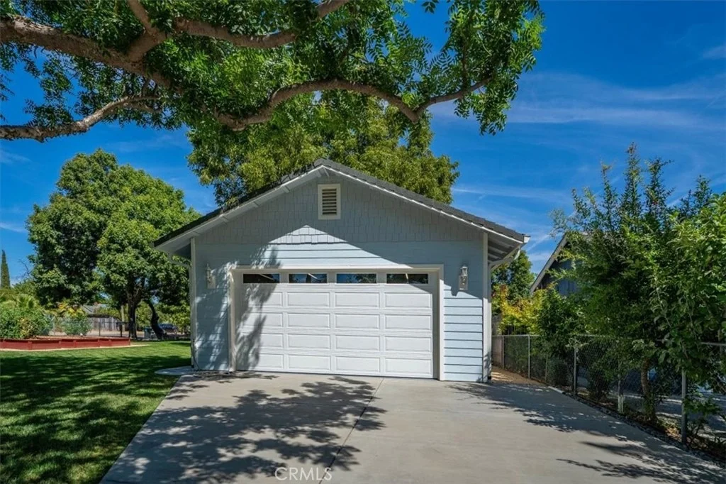 Photo of 1221 Pear