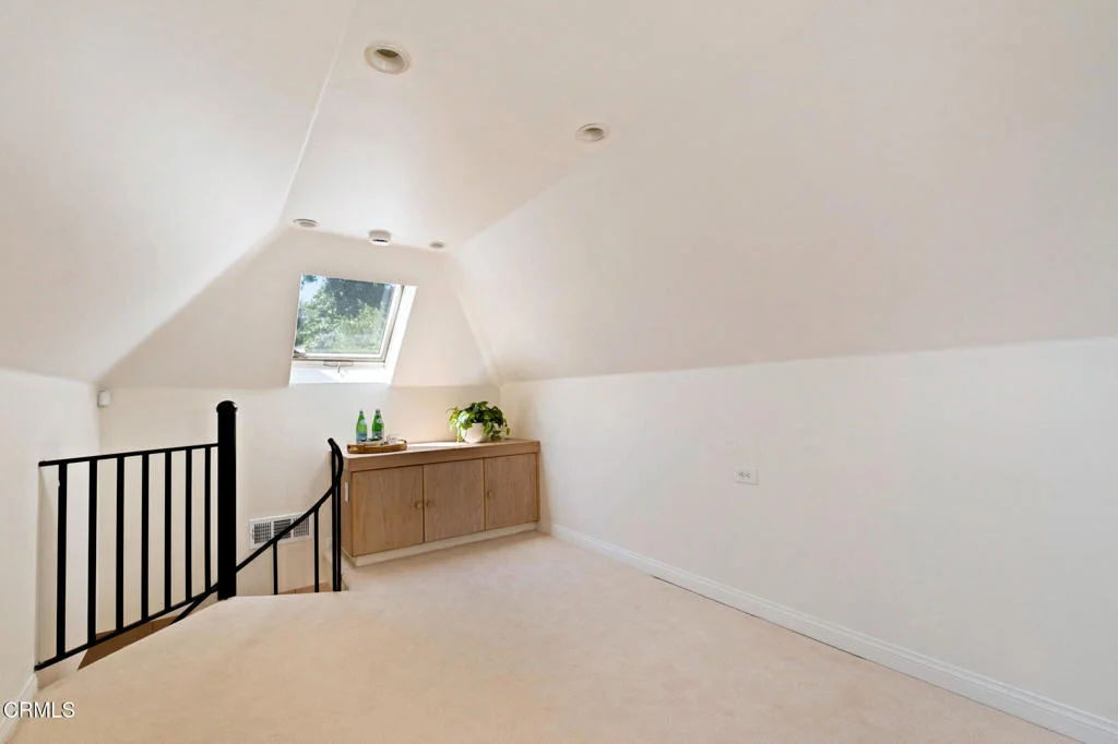 Photo of 1190 Lorain Road