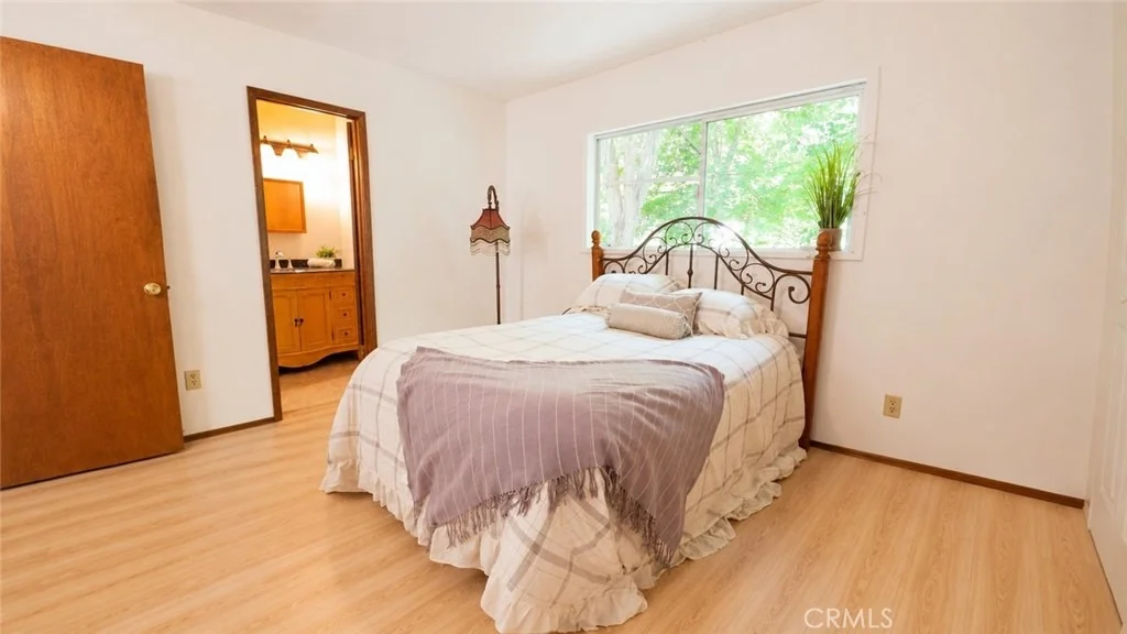 Photo of 23013 Oak Lane