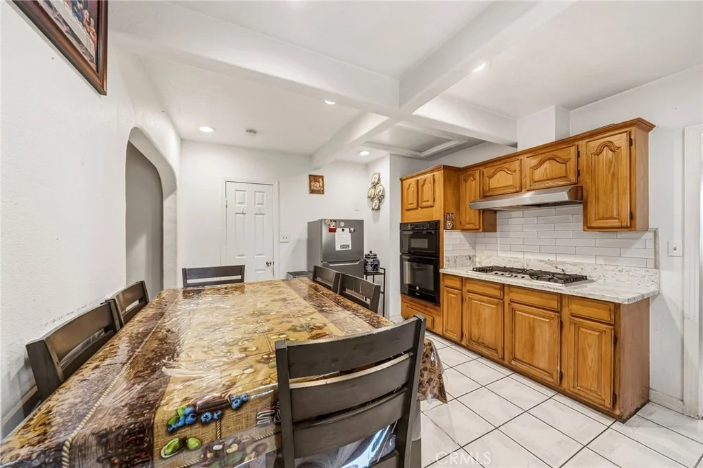 Photo of 4035 Beck