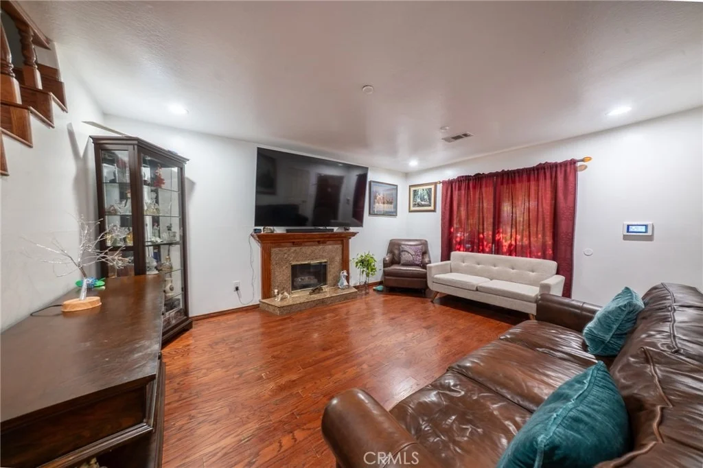 Photo of Unit A at 4048 Maxson